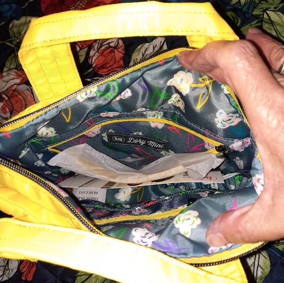 Lug Mini Dory Yellow NWT - Picture 3 of 5